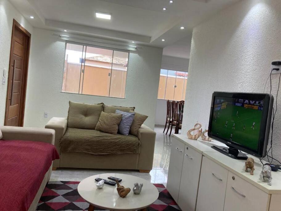 Casa Com Piscina, Grande E Espacosa No Condominio Dos Passaros Кабу-Фриу Экстерьер фото